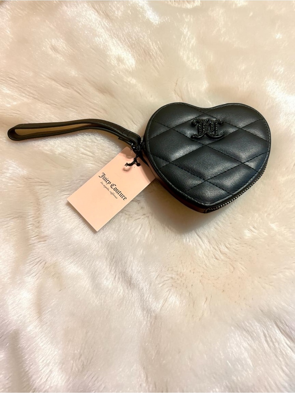 Juicy Couture Heart Coin Purse | NWT Black Quilted Faux Leather Zip Pouch - Picture 3 of 8